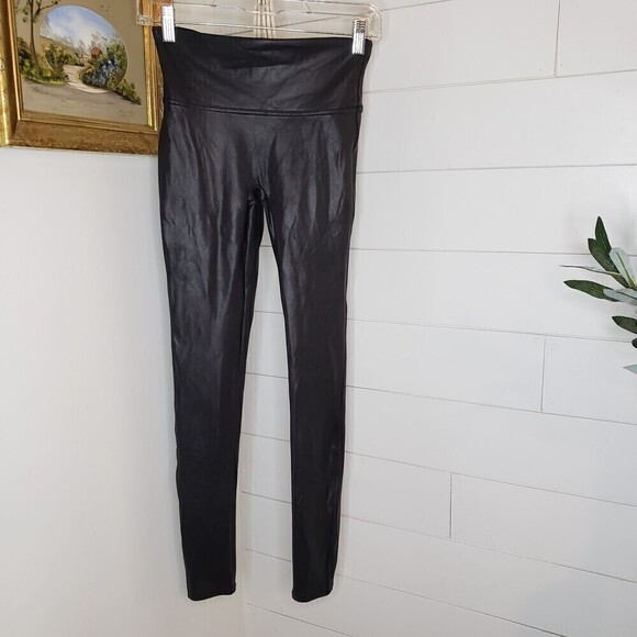 Spanx NWT Black Faux Leather Leggings Small - Picture 5 of 8